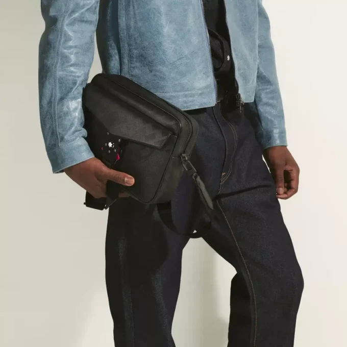 Bolso mensajero Extreme 3.0 con hebilla M LOCK 4810 Bolso mensajero Extreme 3.0 con hebilla M LOCK 4810