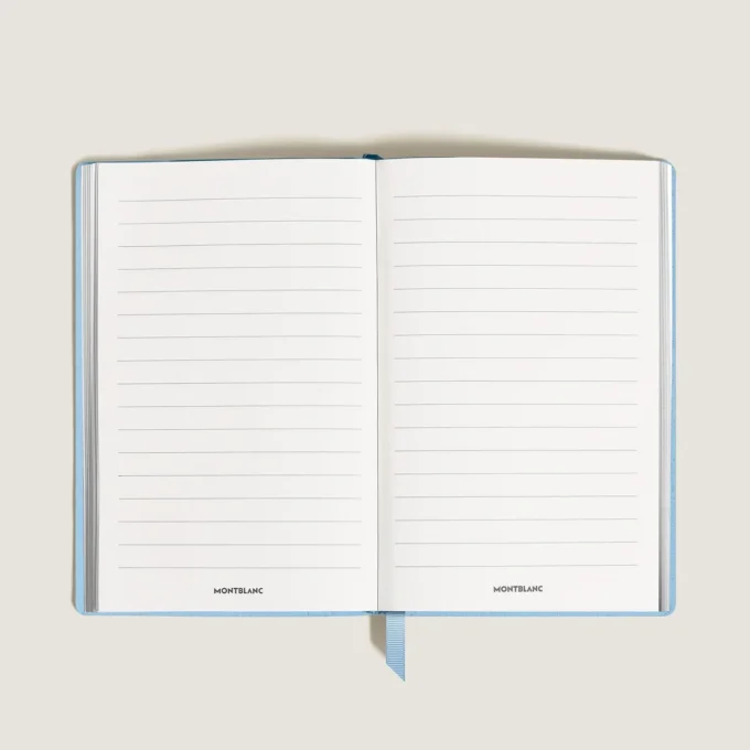 Cuaderno grande, piel Saffiano, azul pálido – Páginas rayadas