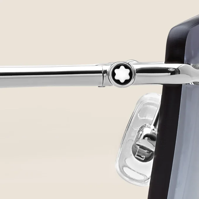 Gafas de sol rectangulares con montura metálica plateada