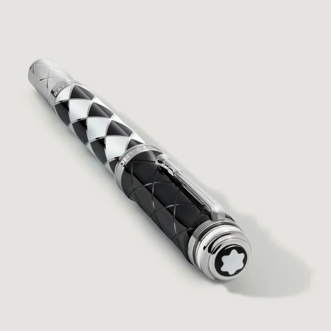 Great Characters Homage to Queen Limited Edition 1975