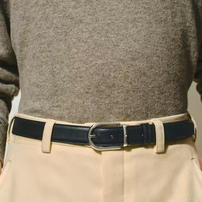 Hebilla en forma de herradura negro/azul Cinturón de piel reversible de 30 mm Hebilla en forma de herradura negro/azul Cinturón de piel reversible de 30 mm